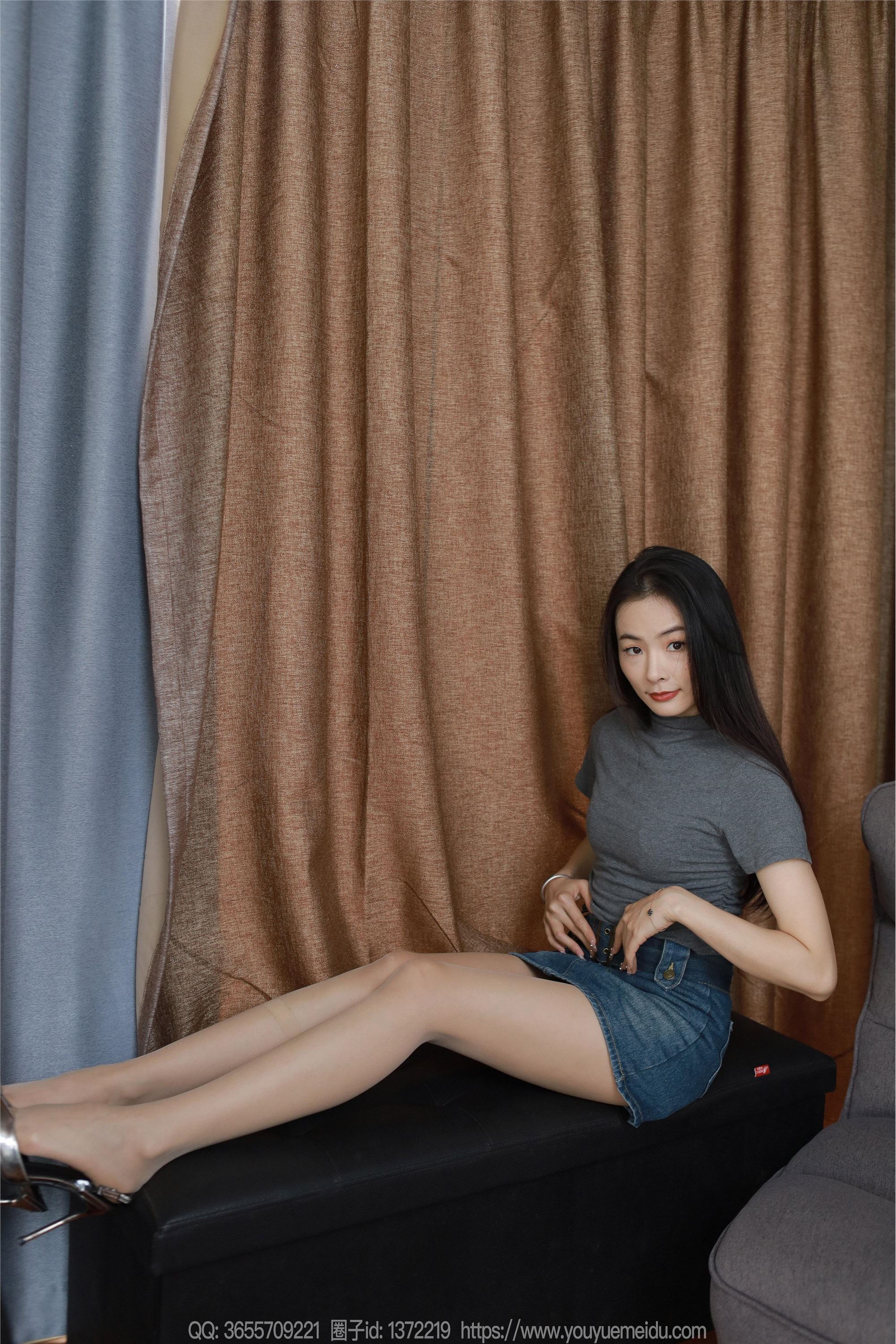 IESS异思趣向  2024.04.25 丝享家 1725 小金《笔直长腿》